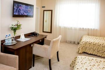 Фото номера Двухместный номер Делюкс с 2 отдельными кроватями Отель Hotel Alexandra г. Победзиска 3